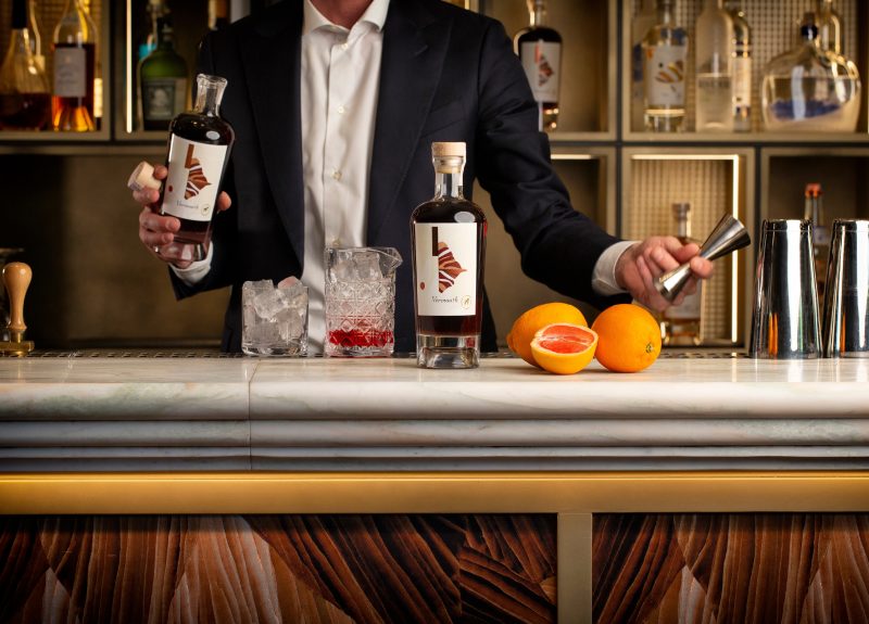 Bar ecrù