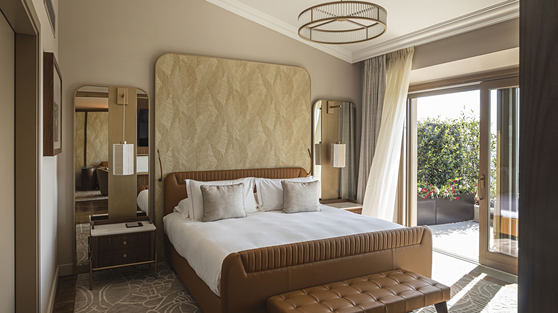 00 landing suite terrace desktop