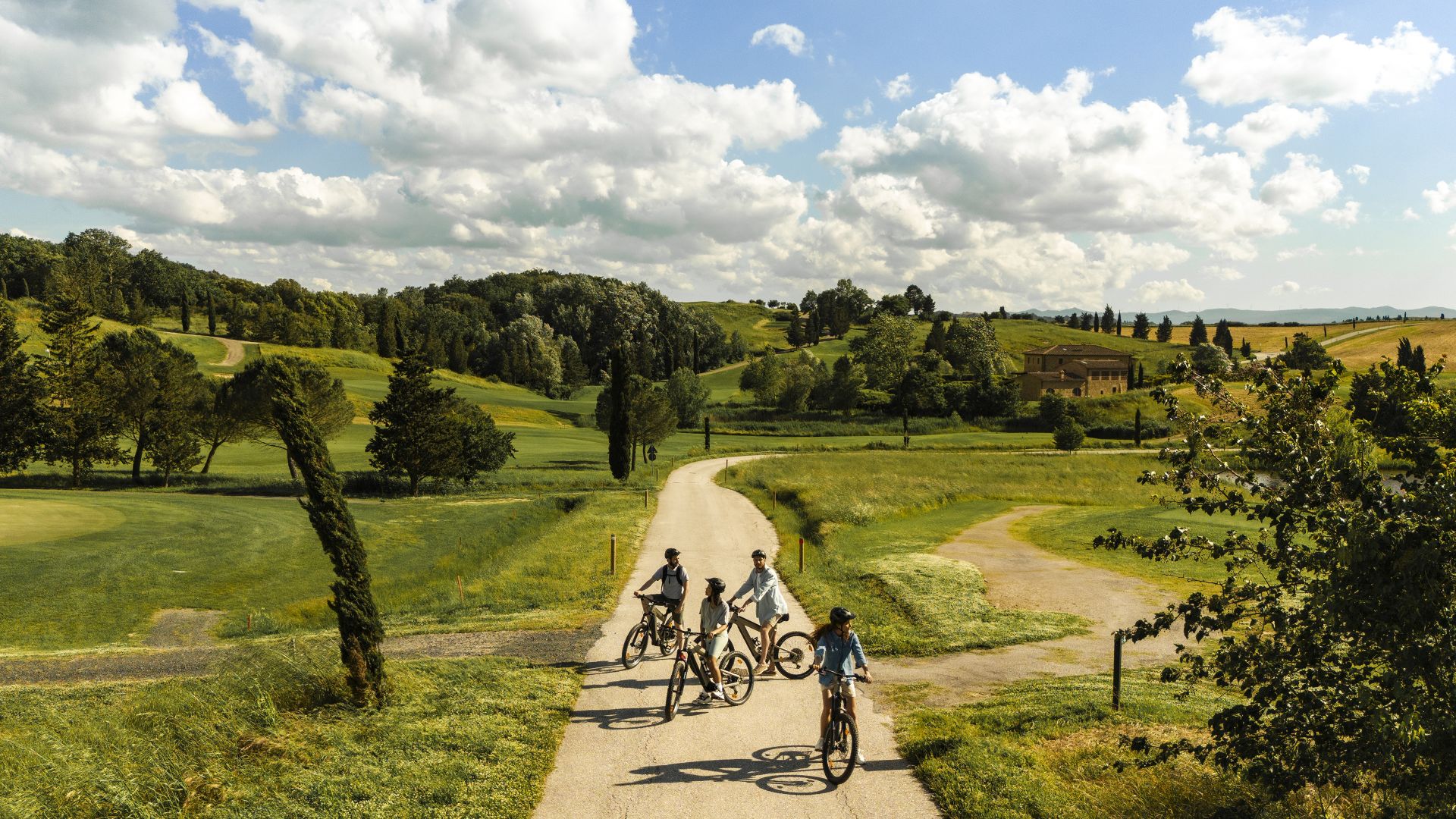 00 landing tour bici desktop