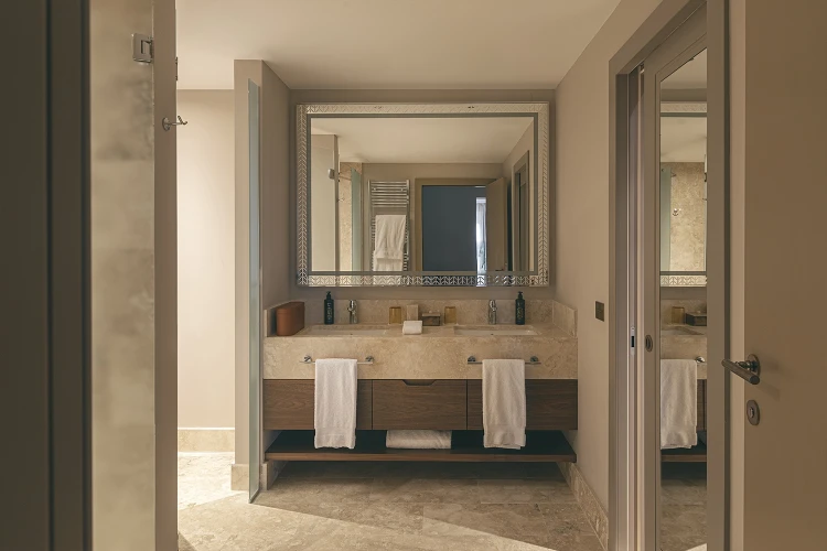 Carosello family suite terrace 04