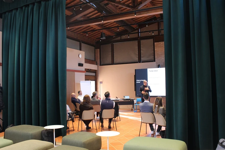 Carosello academy 01