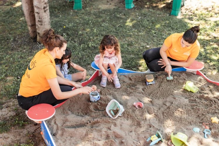 Kids club 03 01
