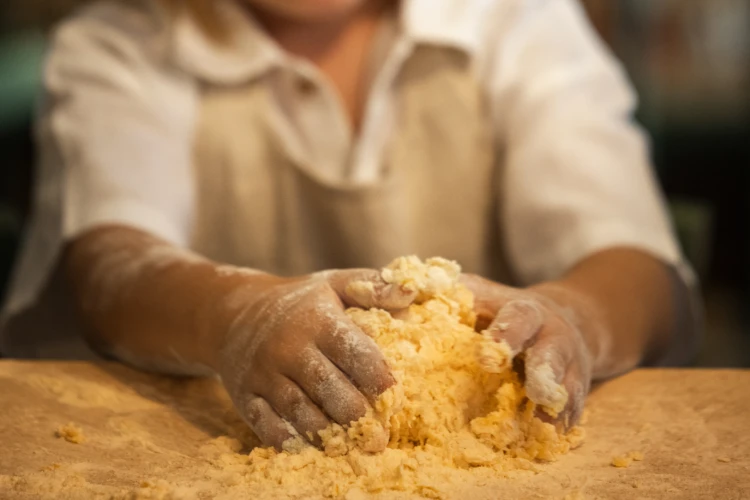 Pasta making 08