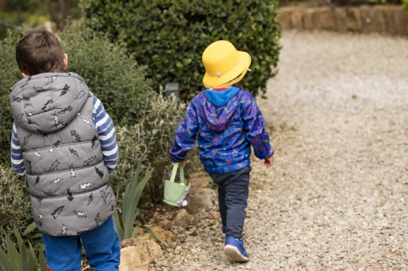 Caccia nel borgo 2 01