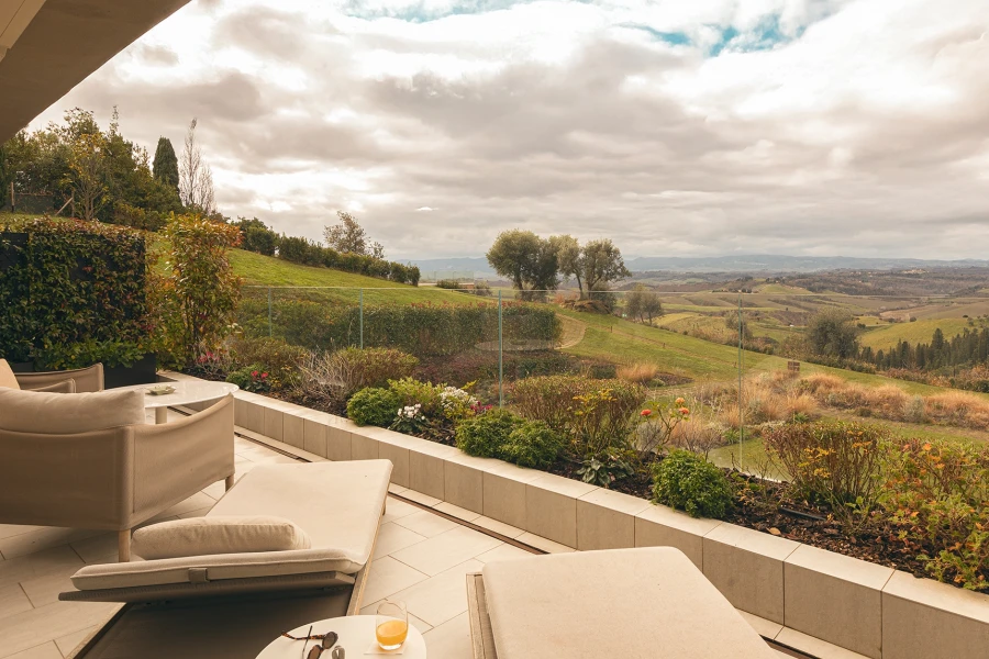 01 gallery suite terrace